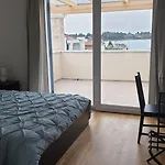 招待所 Sea 4*