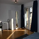 Sea 招待所 Lovrečica